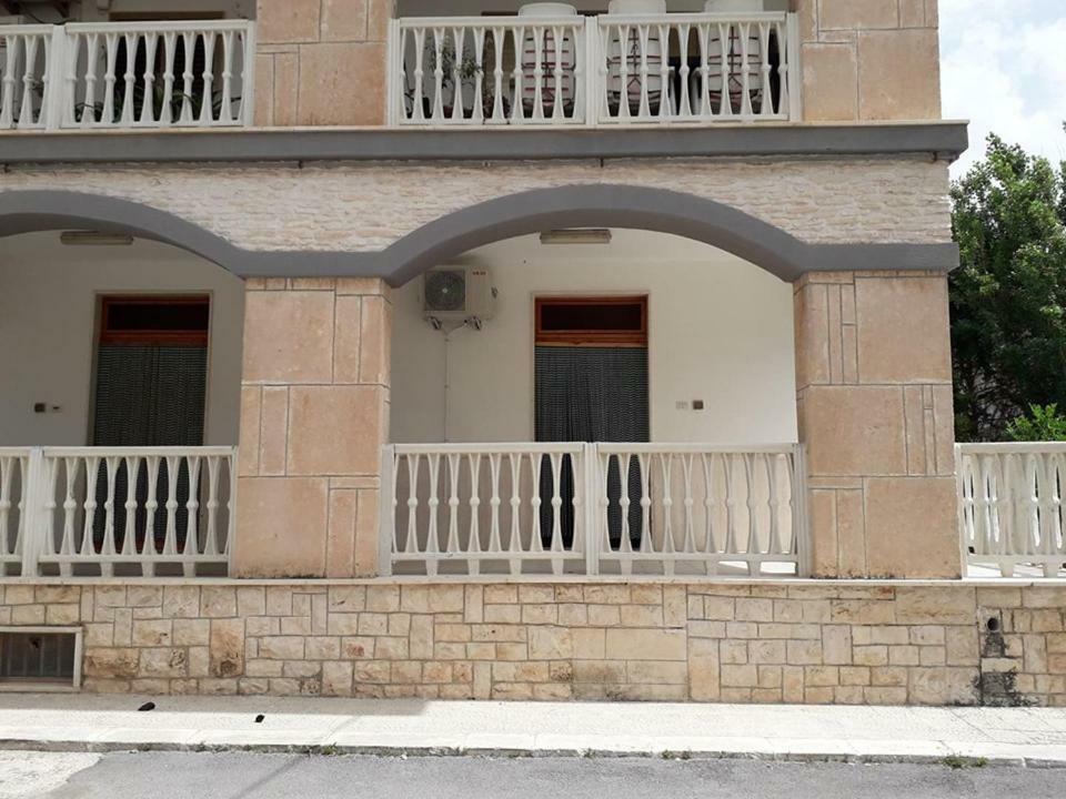 Appartamento Acquamarina Torre Canne Bagian luar foto