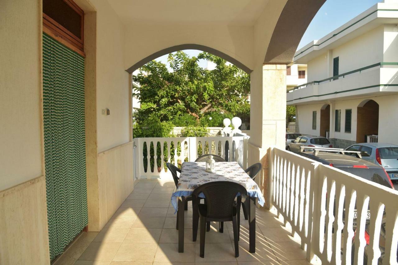 Appartamento Acquamarina Torre Canne Bagian luar foto